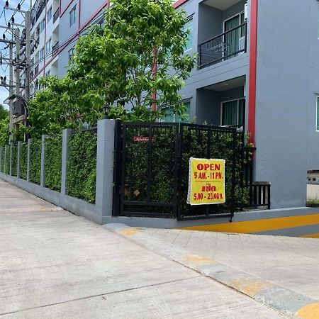 Trio Gems Condo Pattaya, Thailand ジョムティエンビーチ エクステリア 写真