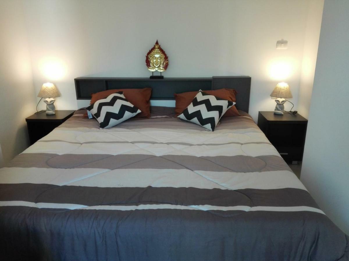 Trio Gems Condo Pattaya, Thailand ジョムティエンビーチ エクステリア 写真